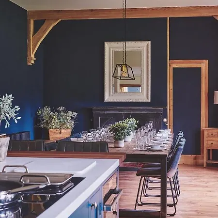 The Old Vicarage * Holmrook