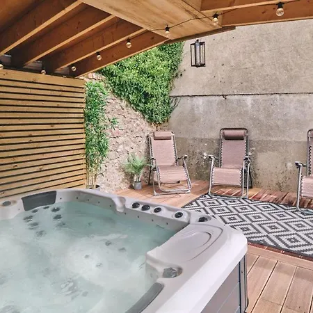 The Old Vicarage 度假居 *