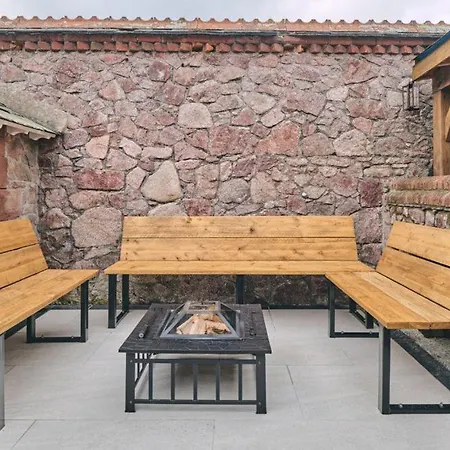 The Old Vicarage Semesterbostad Holmrook